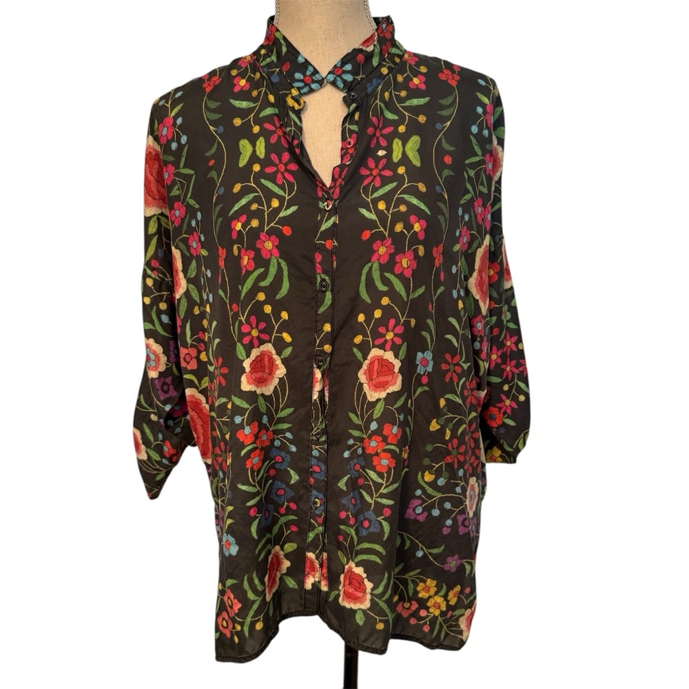 JOHNNY WAS TOP TUNIC BLOUSE BLACK RED FLORAL TAB SLEEVES SILK SIZE S